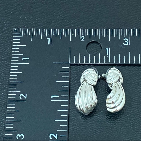 Vintage MONET Silver-tone Knot Door Knocker Earrings 16.5g - Picture 9 of 11